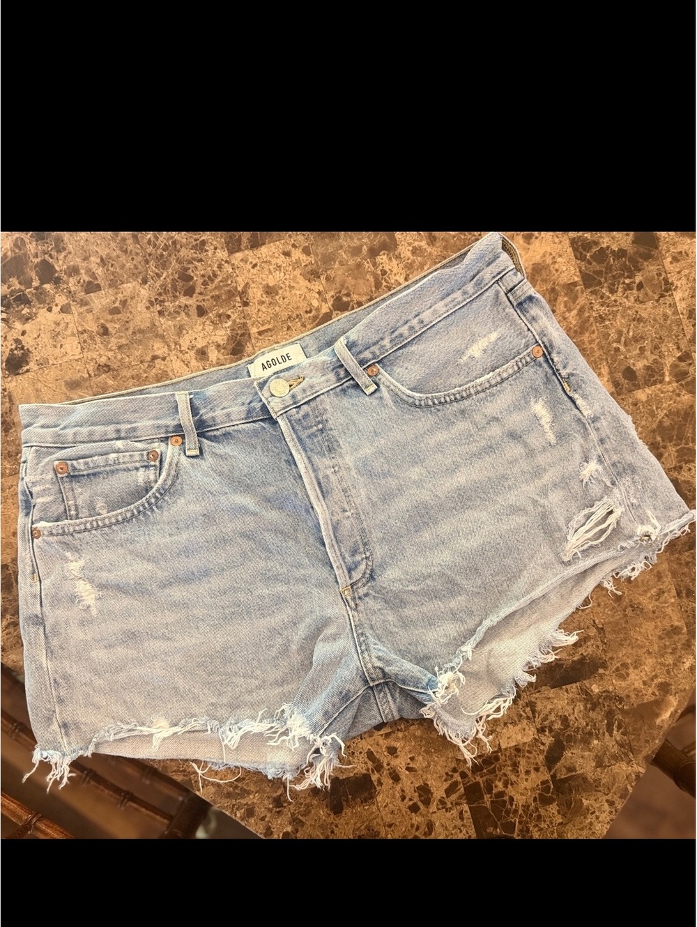 Agolde distressed denim buttonfly jean short size 31